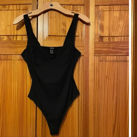 5 FOR $25 FOREVER21 Black Bodysuit - Picture 3 of 4